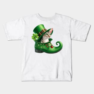 Oriental Shorthair Cat Shoes For Patricks Day Kids T-Shirt